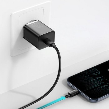 Зарядно устройство Baseus Super Si Quick Charger 1C 20W+ lightning кабел Зарядно устройство Baseus Super Si Quick Charger 1C 20W+ lightning кабел