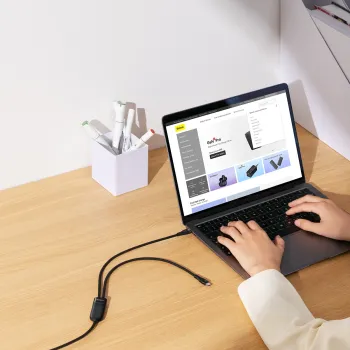 Baseus 2 в 1 USB-C кабел с бързо зареждане за две устройства с USB-C порт Baseus 2 в 1 USB-C кабел с бързо зареждане за две устройства с USB-C порт
