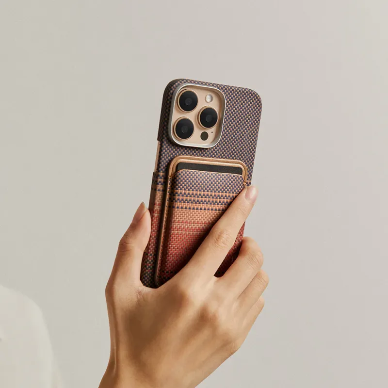 Портфейл Pitaka MagSafe Woven Wallet Sunset - Без категория Портфейл Pitaka MagSafe Woven Wallet Sunset - Портфейл Pitaka MagSafe Woven Wallet Sunset
