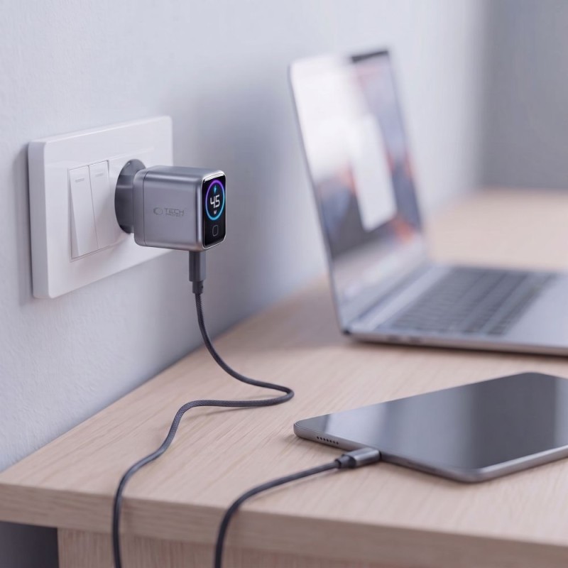 Tech-Protect PowerVision NC45W-GaN 45W мрежово зарядно USB-C (1 порт) PD 3.2, тъмносиво Tech-Protect PowerVision NC45W-GaN 45W мрежово зарядно USB-C (1 порт) PD 3.2, тъмносиво
