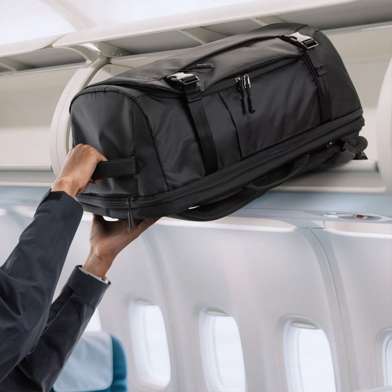 Tech-Protect Defender S70 – раница за лаптоп 24L за Ryanair & Wizz Air, 40×30×20 см, черна