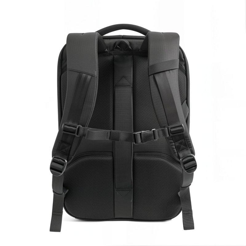 Tech-Protect Defender S70 – раница за лаптоп 24L за Ryanair & Wizz Air, 40×30×20 см, черна