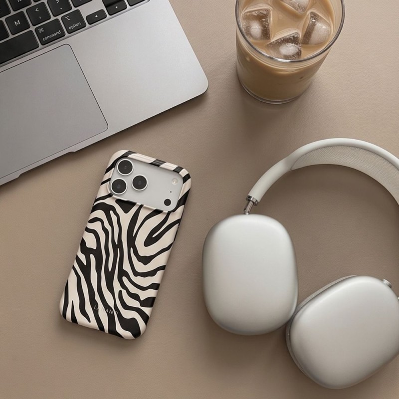 TECH-PROTECT LAMANO MagSafe за iPhone 17 Pro / 18 Pro „Nature Muse” TECH-PROTECT LAMANO MagSafe за iPhone 17 Pro / 18 Pro „Nature Muse”