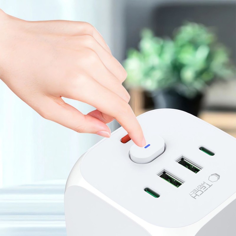 Tech-Protect PCL3X4 захранващ мултиразклонител 2×USB-A, 2×USB-C и 3×контакт (бял) - Tech-Protect PCL3X4 захранващ мултиразклонител 2×USB-A, 2×USB-C и 3×контакт (бял) - 5906302372096