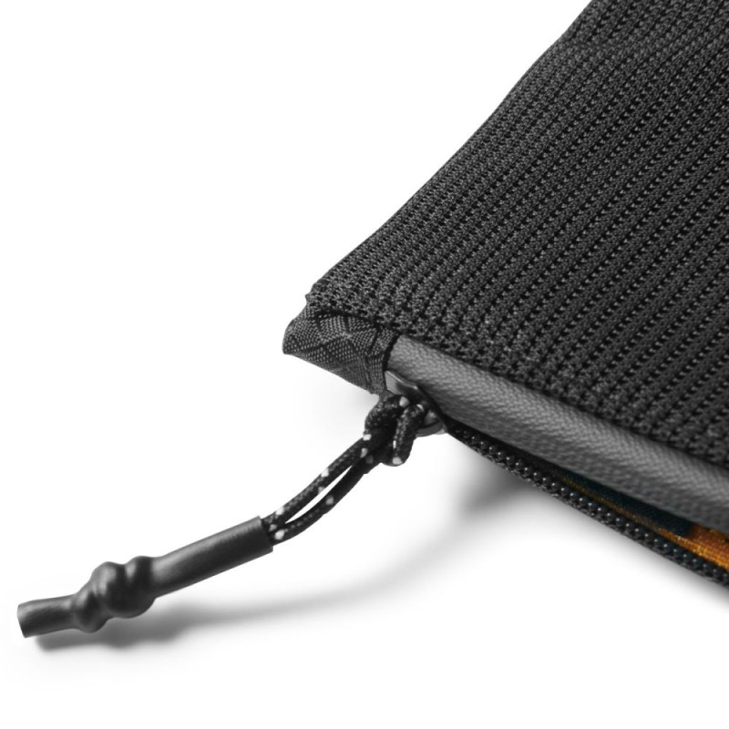 SPIGEN LF300 SOFT RFID калъф за карти BLACK - 8800337243604-AFA11229