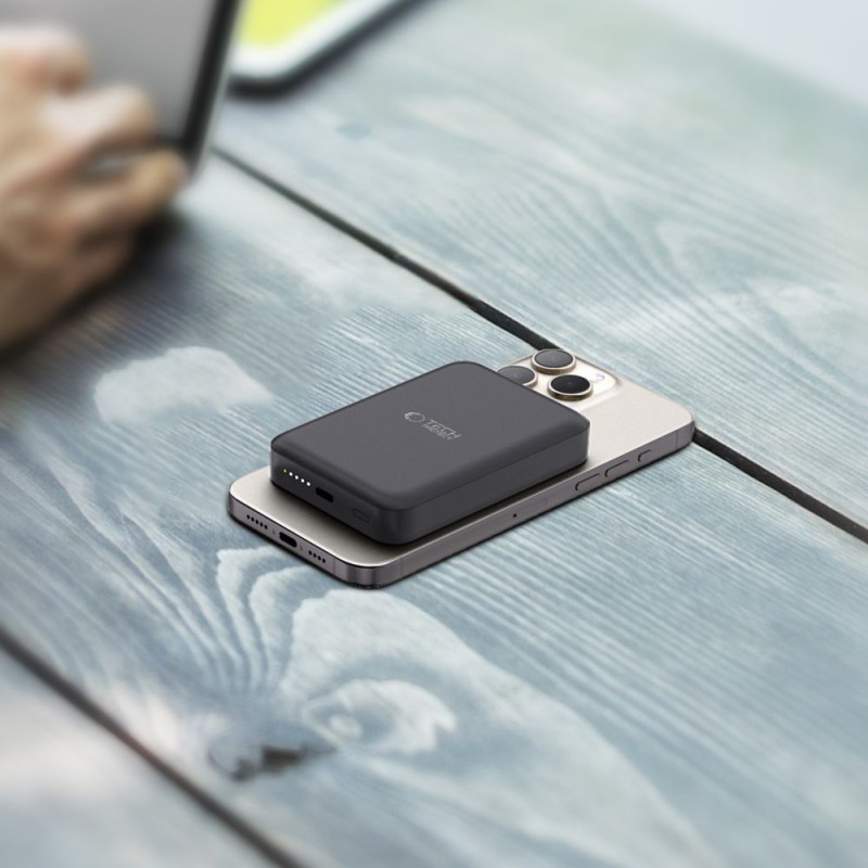 Tech-Protect PB11 LifeMag MagSafe Power Bank 10000mAh (черен) - Tech-Protect PB11 LifeMag MagSafe Power Bank 10000mAh (черен) - 9490713927472
