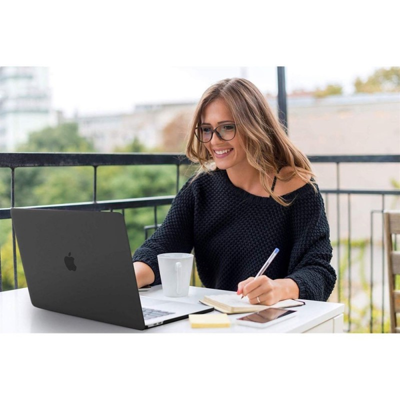 Tech-Protect SmartShell за MacBook Air 13 (M2–M5) 2023–2026 матово прозрачен - 9589046924071